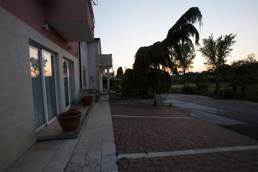 Villa Lugano Rovinj Exteriör bild