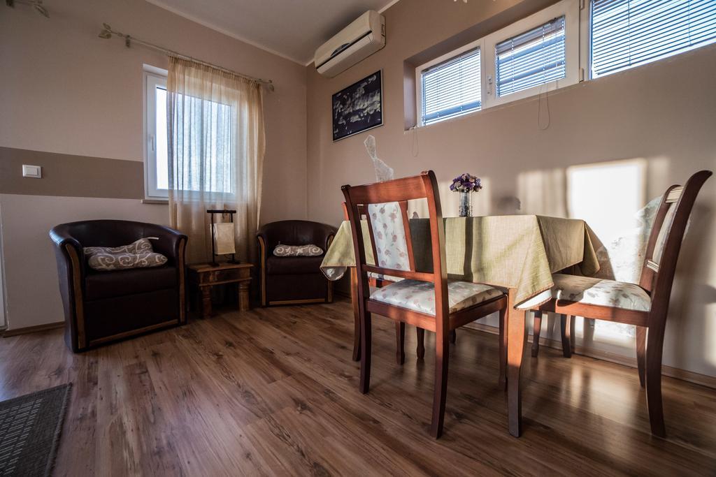 Villa Lugano Rovinj Exteriör bild