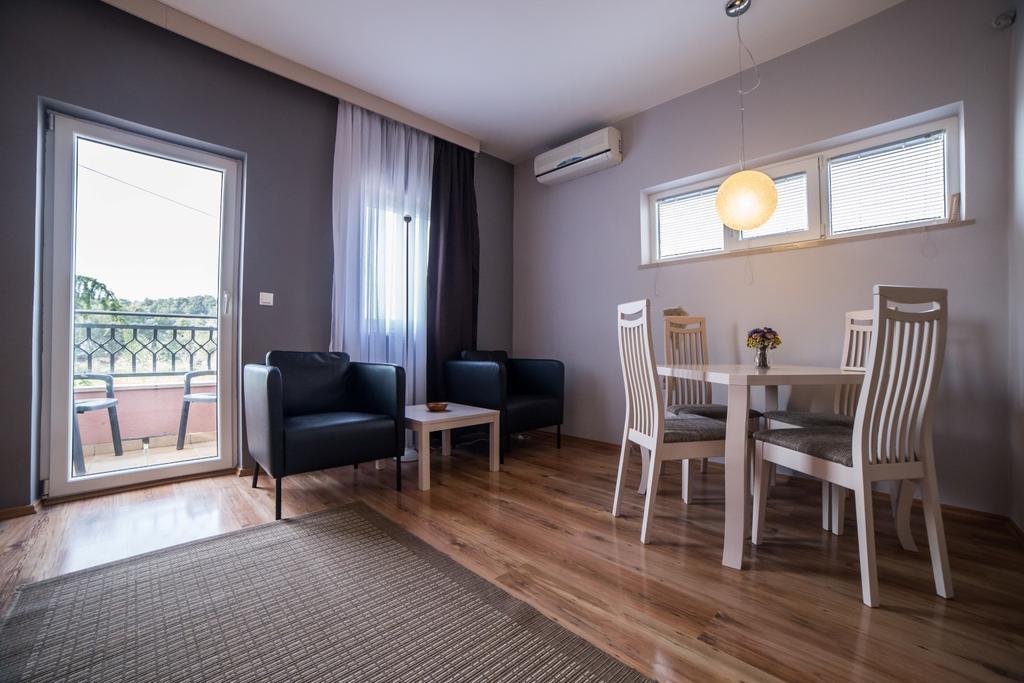 Villa Lugano Rovinj Exteriör bild